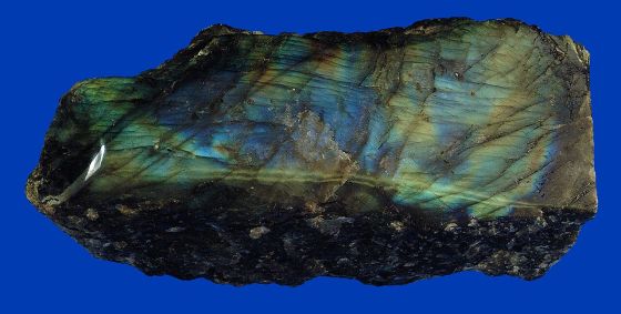 ラブラドル長石（Labradorite）の写真
